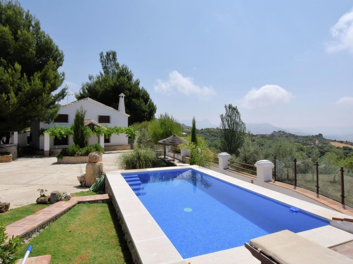 In Andalusia With Pool * Villanueva de la Concepción